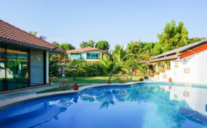 Tina's Living Paradise - Guesthouses with private pool